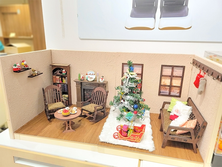 ドールハウス 1/6サイズ 暖炉のある部屋 （1/6ドールハウス）